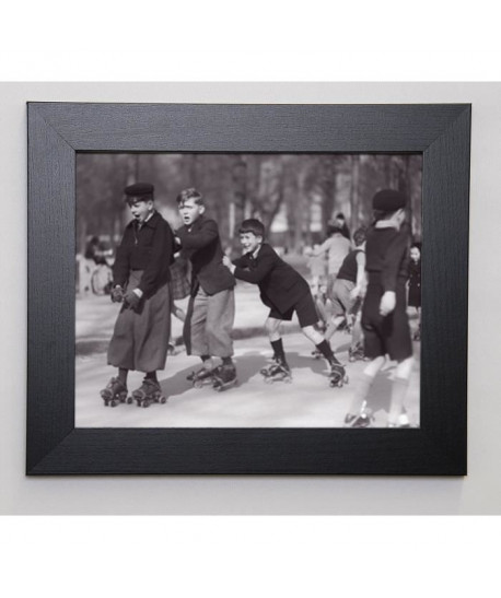 JAHAN PIERRE Image encadrée Enfants patinant 31x37 cm Gris