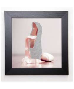 BLONDE ATTITUDE Image encadrée Ballet shoes 37x37 cm Rose