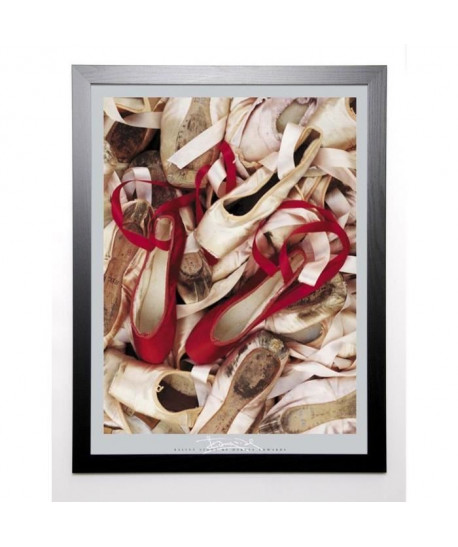 EDWARDS Image encadrée Satin Shoes 67x87 cm Rouge