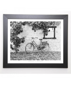 NAGLER Image encadrée La Bicyclette, Turckheim  47x57 cm  Gris