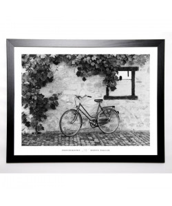 NAGLER Image encadrée La Bicyclette, Turckheim 67x87 cm Gris