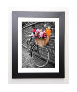 PHOTOGRAPHY COLLECTION Image encadrée vélo aux fleurs  37x47 cm  Rose