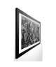 SILBERMAN Image encadrée Looking Up Fifth Avenue 57x107 cm Gris