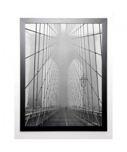 SILBERMAN Image encadrée Foggy Day on Brooklyn Bridge 67x87 cm Gris