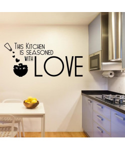 Stickers adhésif mural This Kitchen is seasoned with Love 70x30cm